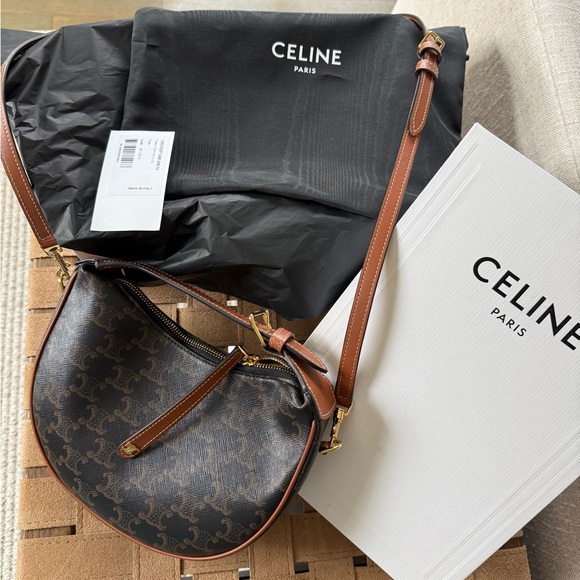 CELINE TEEN LULU IN TRIOMPHE NWT - tag, dustbag, and box from Celine boutique! - Picture 2 of 15